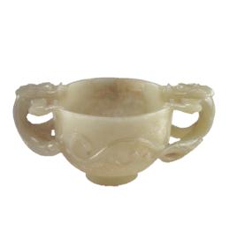 元青玉雙螭耳杯 元青玉雙螭耳杯