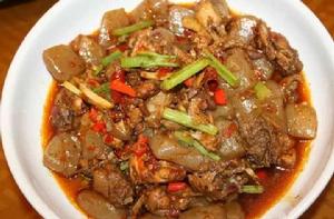 魔芋燉雞 魔芋燉雞