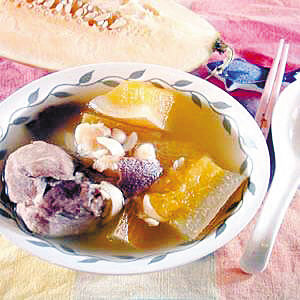 蜜瓜海螺老雞湯 蜜瓜海螺老雞湯