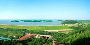 鶴地銀湖 鶴地銀湖