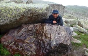 哈薩克族導遊海拉提