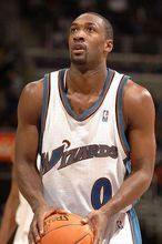 吉爾伯特·阿里納斯