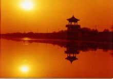 黃昏中的望花湖