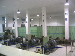 華中科技大學電氣與電子工程學院