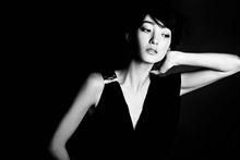 《諷刺》宣傳海報