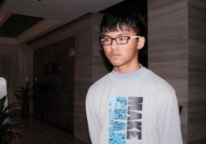 楊輝[因言被拘學生]