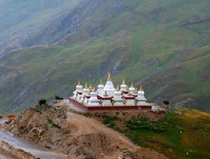 措宗貢巴寺 措宗貢巴寺