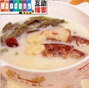 燉奶鯽魚 燉奶鯽魚