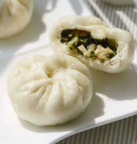 小油菜香菇干貝蒸包 小油菜香菇干貝蒸包