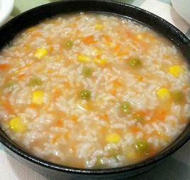 蘿蔔青豆粥 蘿蔔青豆粥