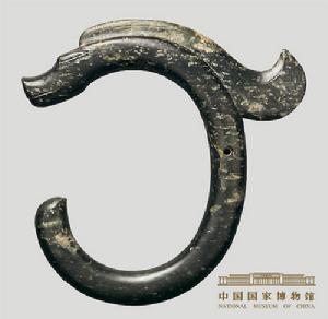 新石器時代玉龍 新石器時代玉龍