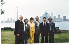 尚德周與各界人士的合影及新聞報導