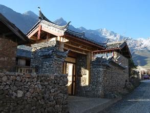 玉石頭村 玉石頭村