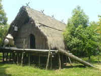 河姆渡乾欄式建築