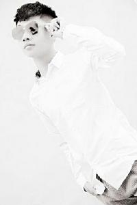 愛耿耿的路星河 愛耿耿的路星河