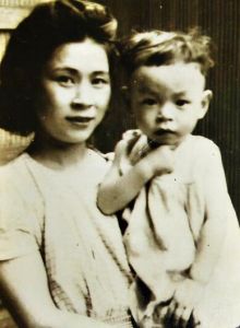 幼年宮崎駿與其母