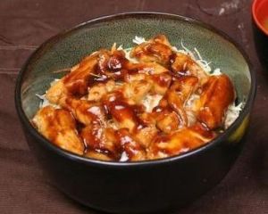 雞肉蓋飯 雞肉蓋飯