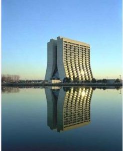費米國家實驗室的威爾遜行政大樓
