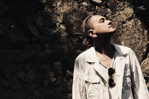 一葉成名·名麗場創始人——胡剛