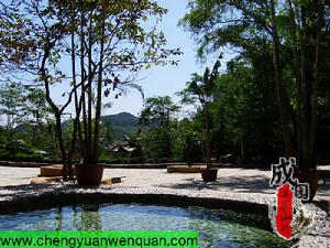 成園室外溫泉一景