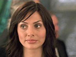 娜塔莉-因布魯吉莉亞 娜塔莉-因布魯吉莉亞