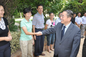 新任中國駐埃及大使宋愛國抵埃