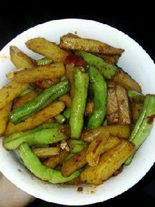 土豆炒四季豆 土豆炒四季豆
