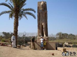 塞加拉（Saqqara）