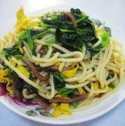 雞蛋菠菜肉絲炒麵 雞蛋菠菜肉絲炒麵
