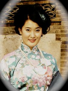 蒙古族演員諾明花日