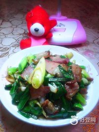 臘肉炒蒜苗