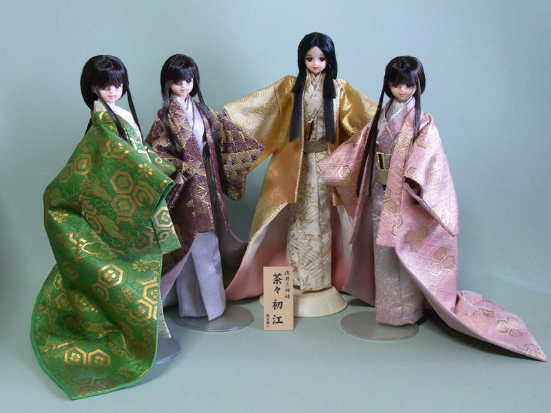 織田市和三個女兒 織田市和三個女兒