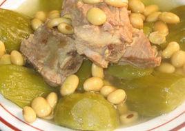 苦瓜黃豆排骨湯 苦瓜黃豆排骨湯