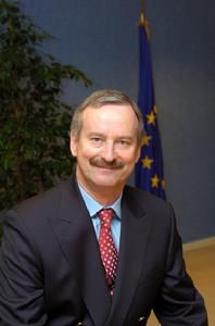 西姆·卡拉斯 西姆·卡拉斯