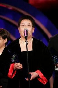 張越[中央電視台播音員]