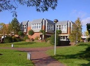 費希塔大學 費希塔大學