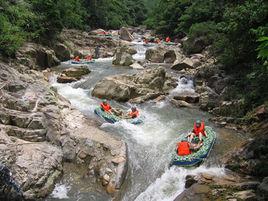 台山市鳳凰峽漂流 台山市鳳凰峽漂流
