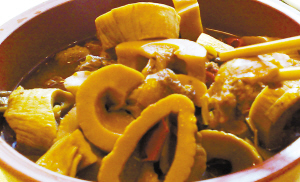 牛腩燜筍 牛腩燜筍