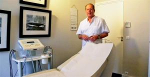 傑拉德&middot;本善醫生