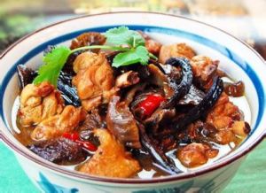 東北小雞燉榛蘑 東北小雞燉榛蘑