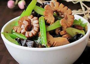 芹菜炒腰花 芹菜炒腰花