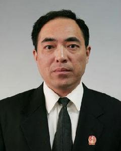 王利民[上海市徐匯區法院審委會委員。]