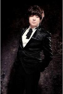 石磊[四川國際標榜職業學院藝術處處長]