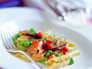 甜椒雞肉辮子面