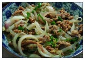 燒洋蔥牛肉絲 燒洋蔥牛肉絲