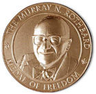 “穆瑞&middot;羅斯巴德自由勳章”