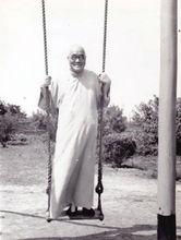 在盪鞦韆的徐申如