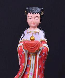 捧珠龍女 捧珠龍女