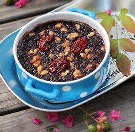 黑豆紅棗粥 黑豆紅棗粥