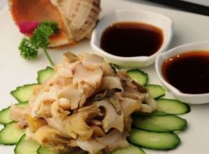 生吃活螺 生吃活螺